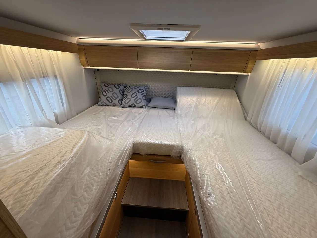 Camping-car - Adria - MATRIX 650 DL PACK ANNIVERSAIRE BOITE AUTO - 2026