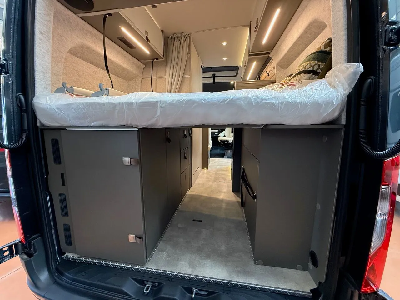 Fourgon aménagé - Hymer Camper Vans - Grand Canyon S 600 Xperience - 2026