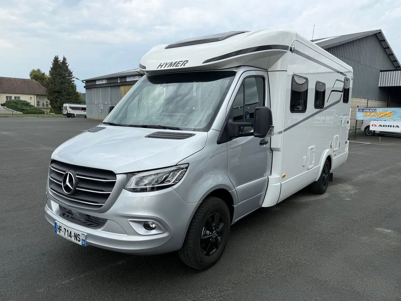 TRAMPS 585 MERCEDES 170CH 