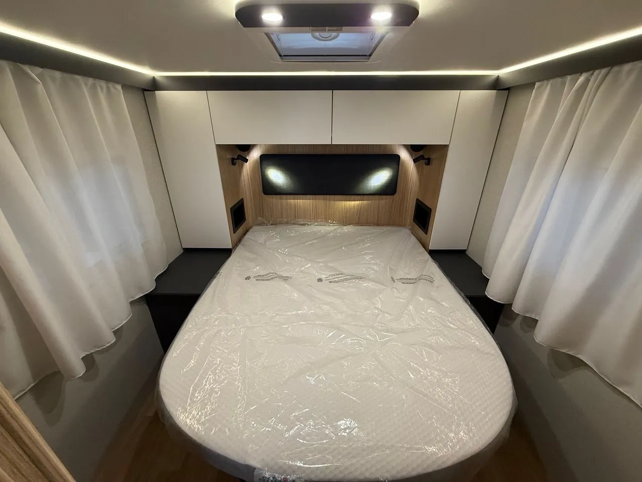 Camping-car - Pilote - G740 FC EVIDENCE