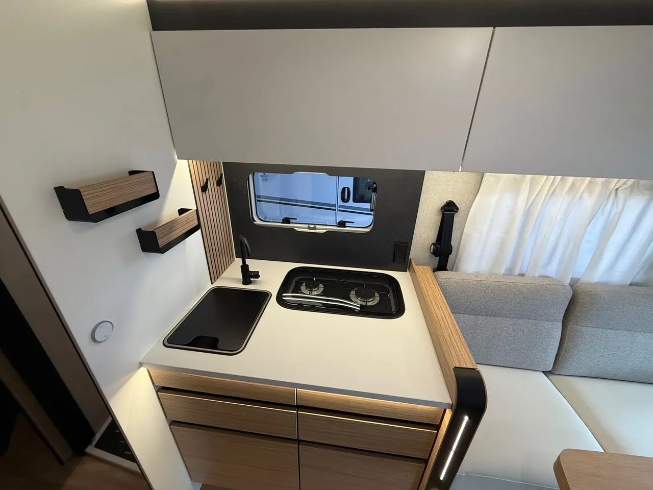 Camping-car - Pilote - G740 FC EVIDENCE