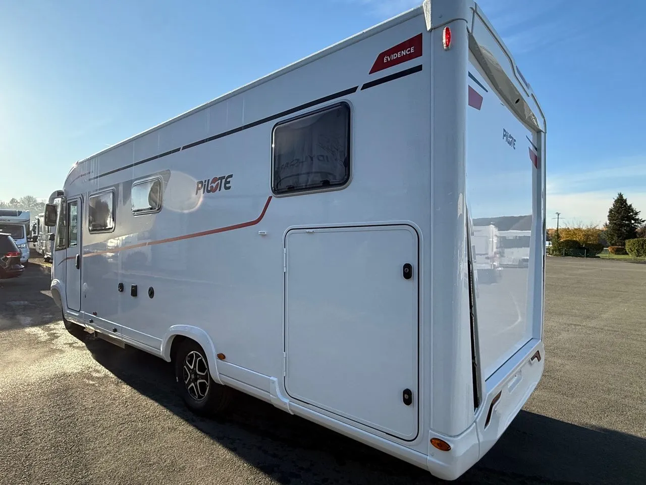 Camping-car - Pilote - G740FGJ - 2026