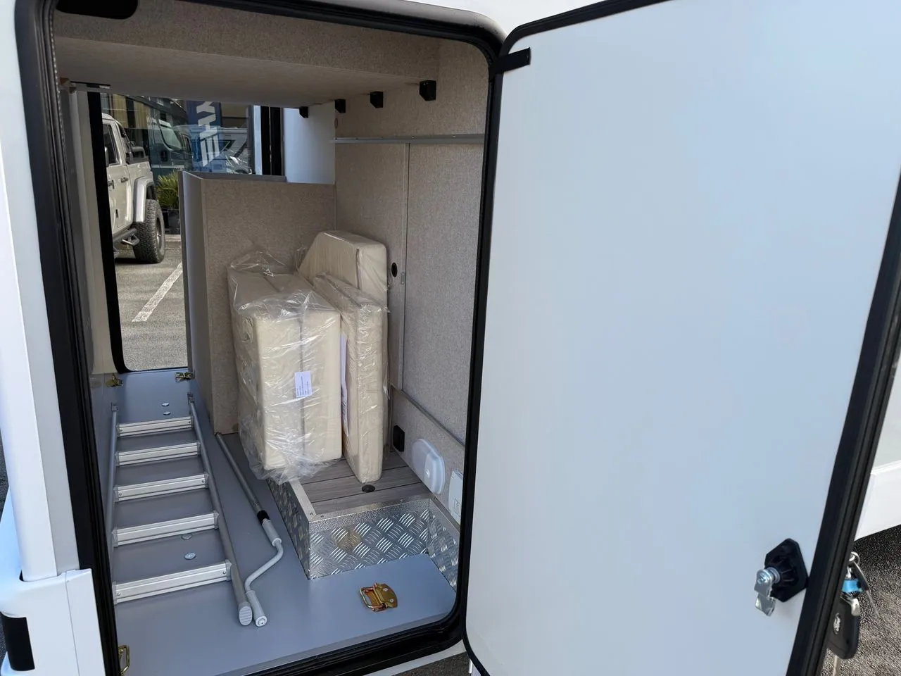 Camping-car - Mc Louis - MC4 337 BOITE AUTOMATIQUE 165CH - 2026