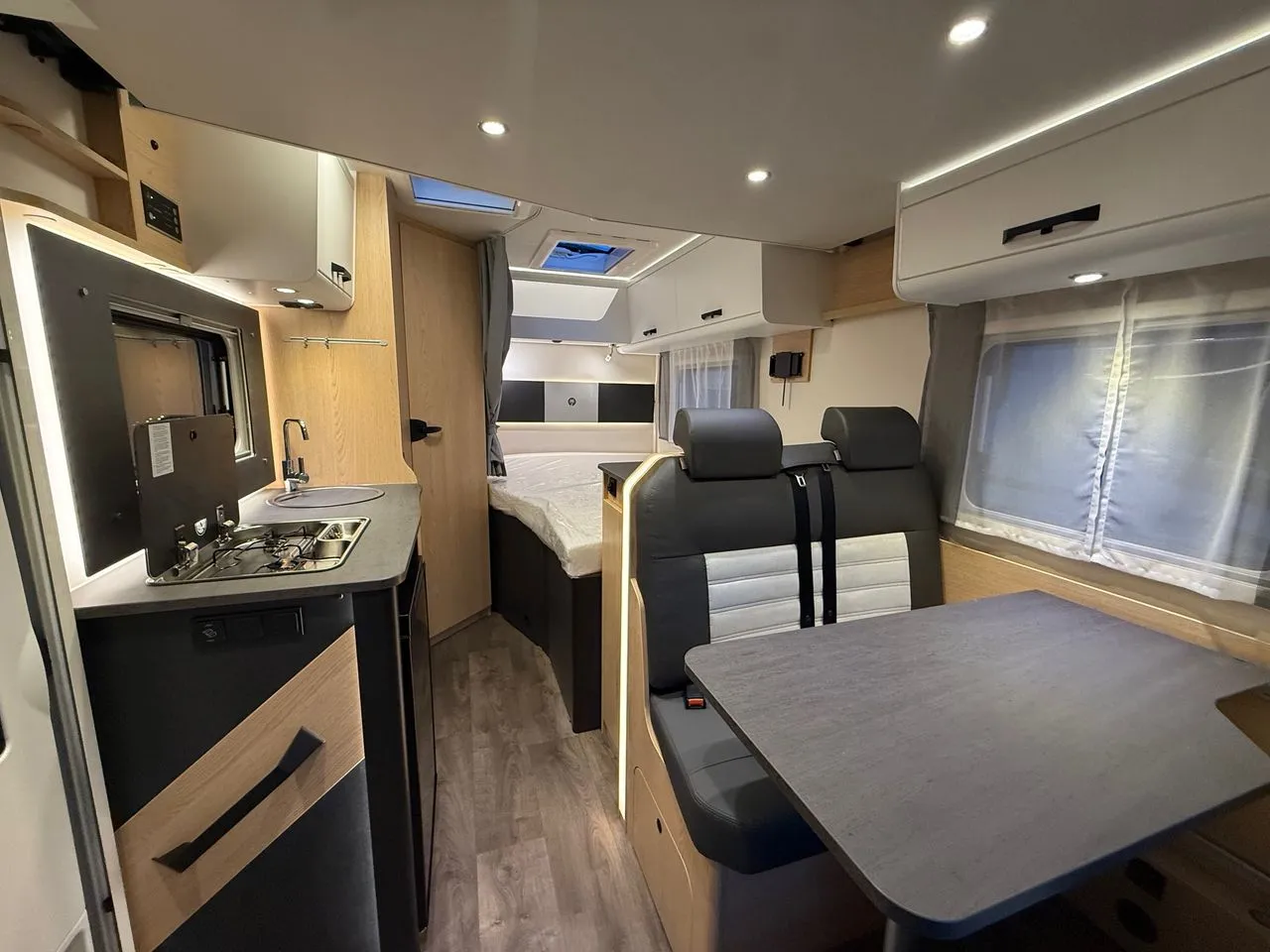 Camping-car - Sunlight - T58 BOITE AUTOMATIQUE - 2026