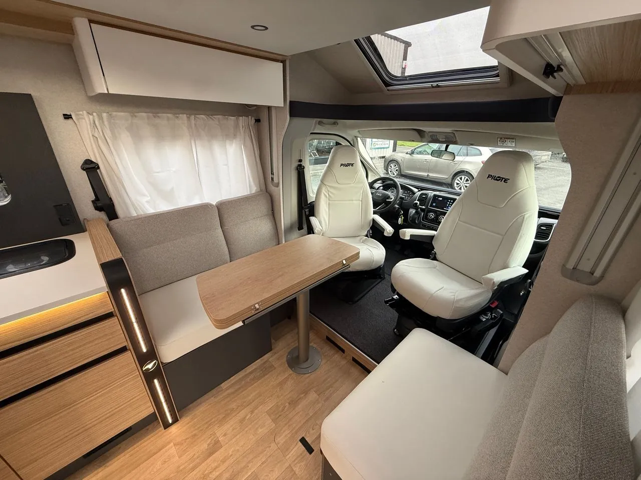 Camping-car - Pilote - P740 FC - 2026