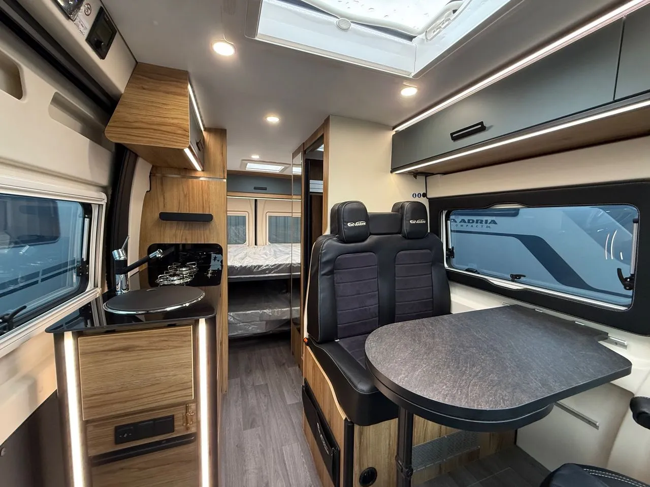 Fourgon aménagé - Font Vendôme - LEADER CAMP ELEGANCE - 2026