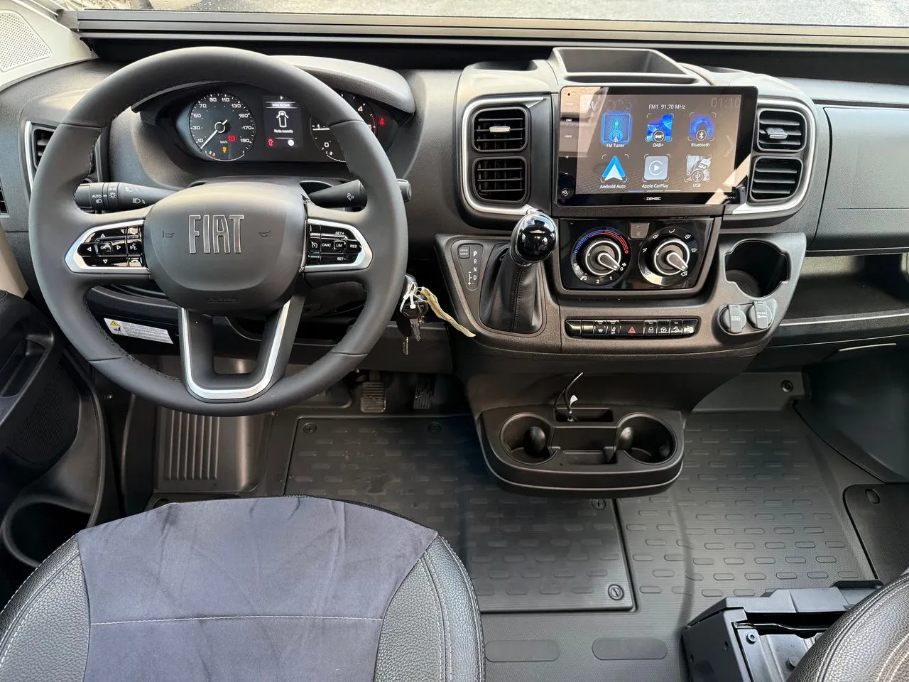 Fourgon aménagé - Font Vendôme - LEADER CAMP ELEGANCE - 2026