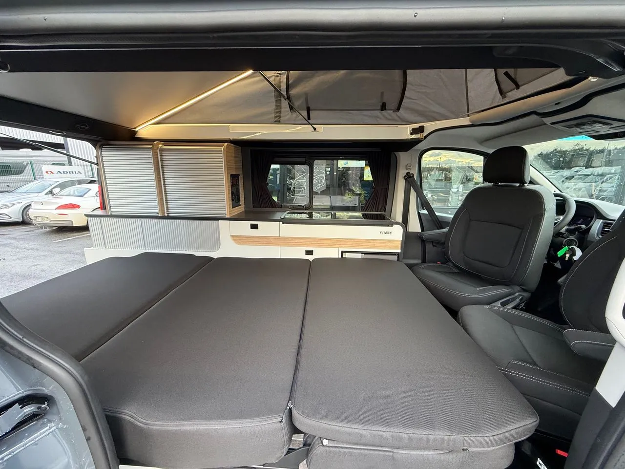 Van aménagé - Pilote - CV505 BC EVIDENCE - 2026