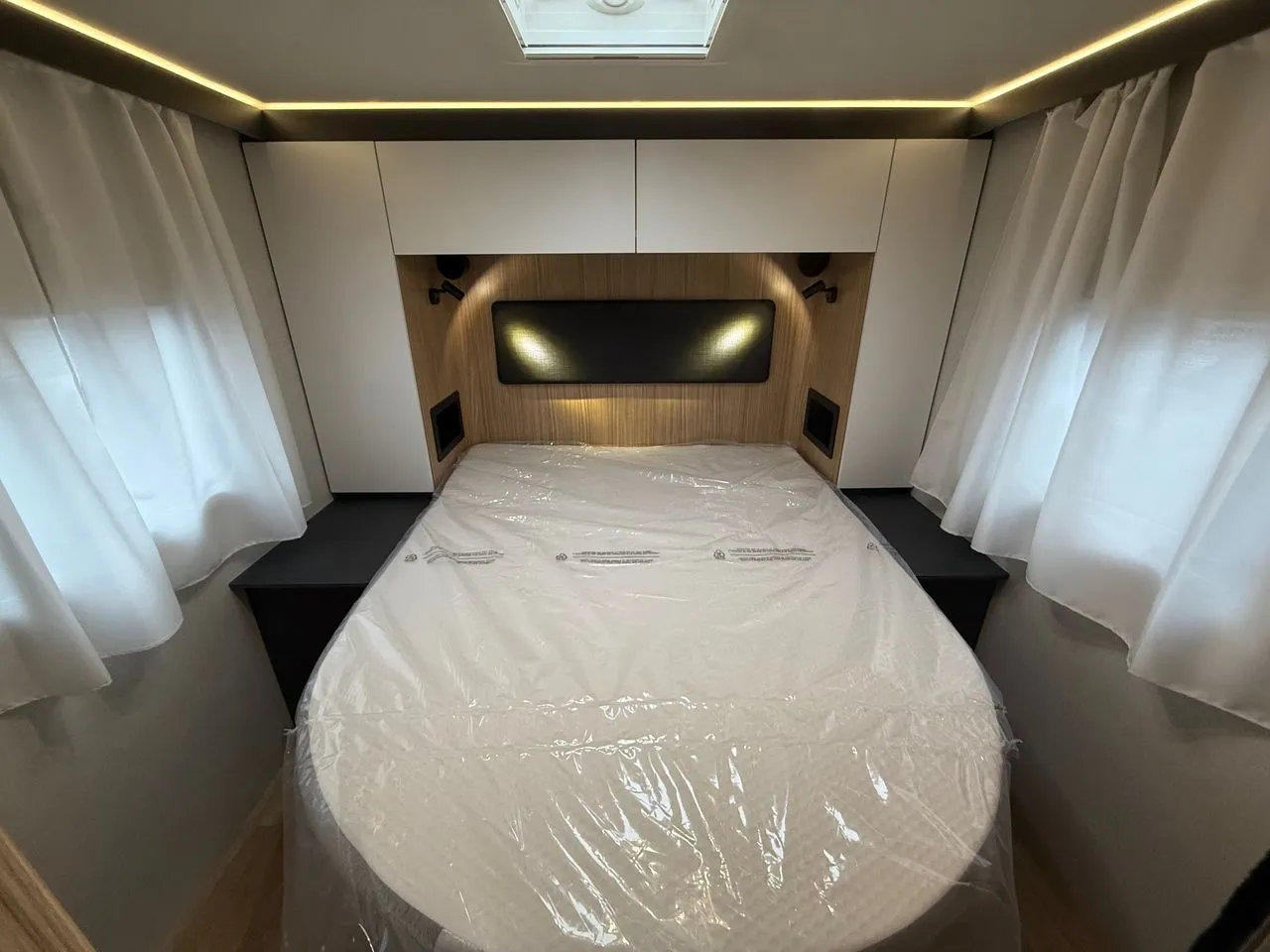 Camping-car - Pilote - P720 FC EVIDENCE - 2026