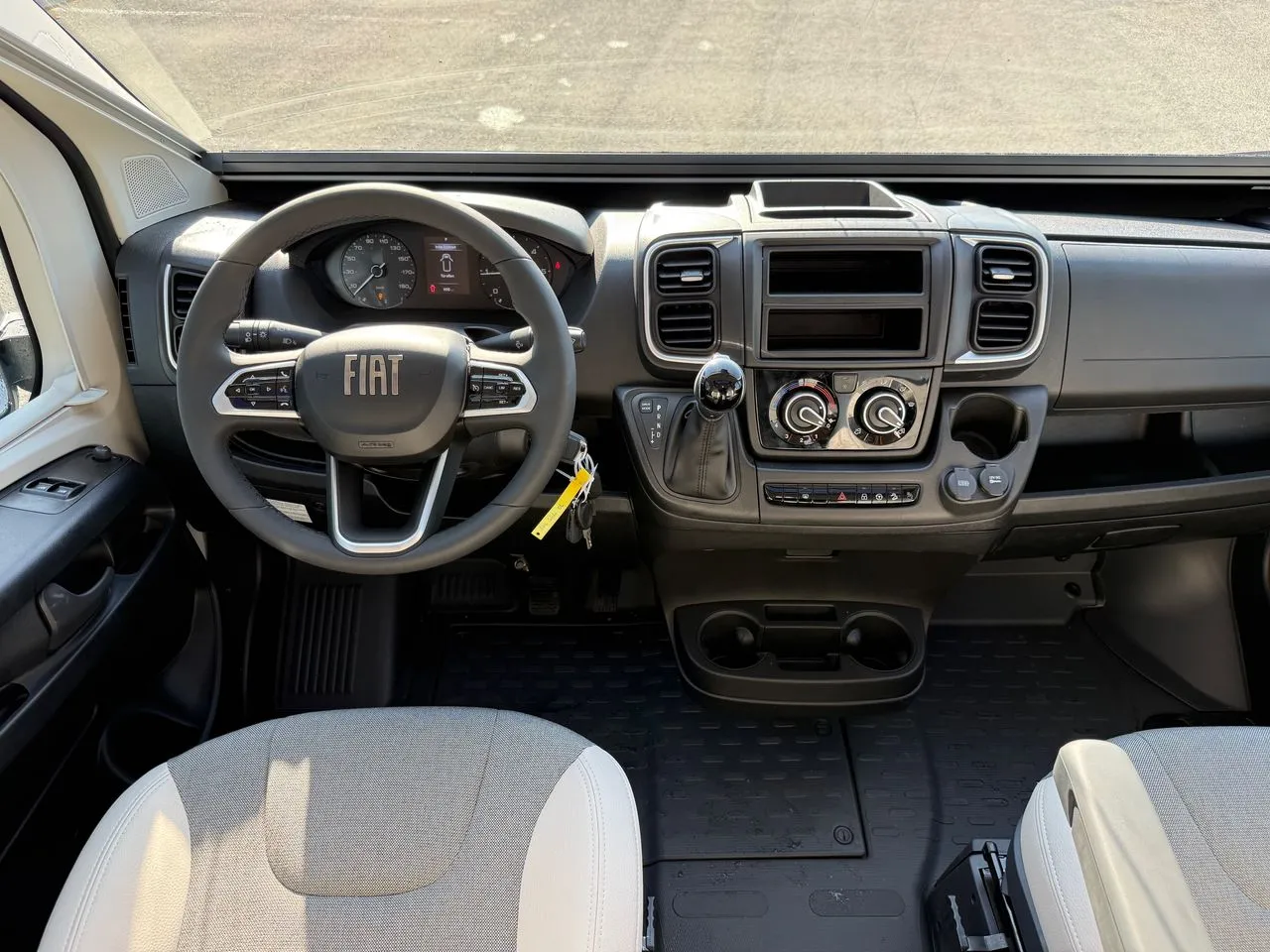 COMPACT DC SELECTION SERIE LIMITEE