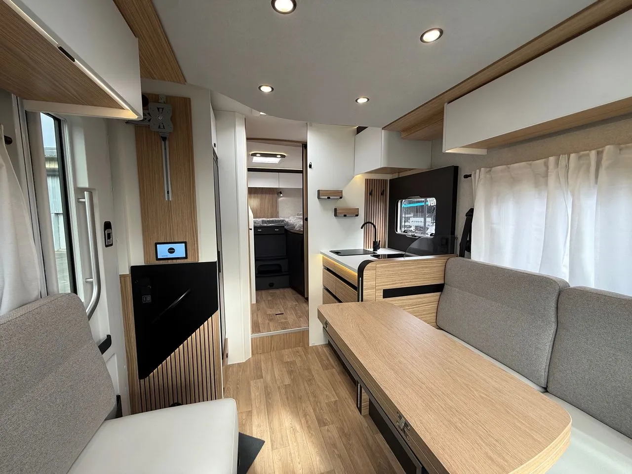 Camping-car - Pilote - P720 FGJ EVIDENCE - 2026