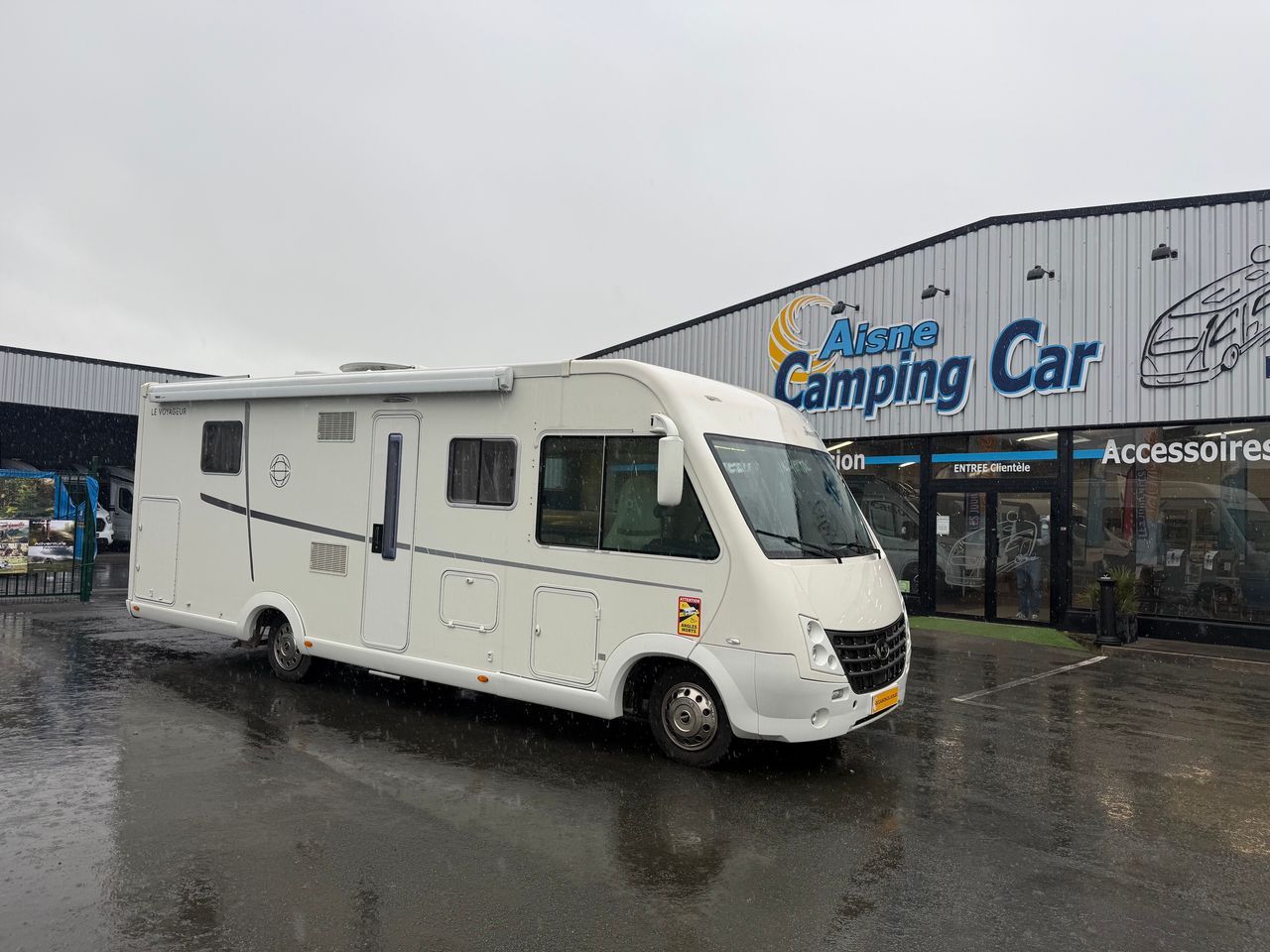 Camping-car LE VOYAGEUR LVX 950 MERCEDES 3.0 190CH