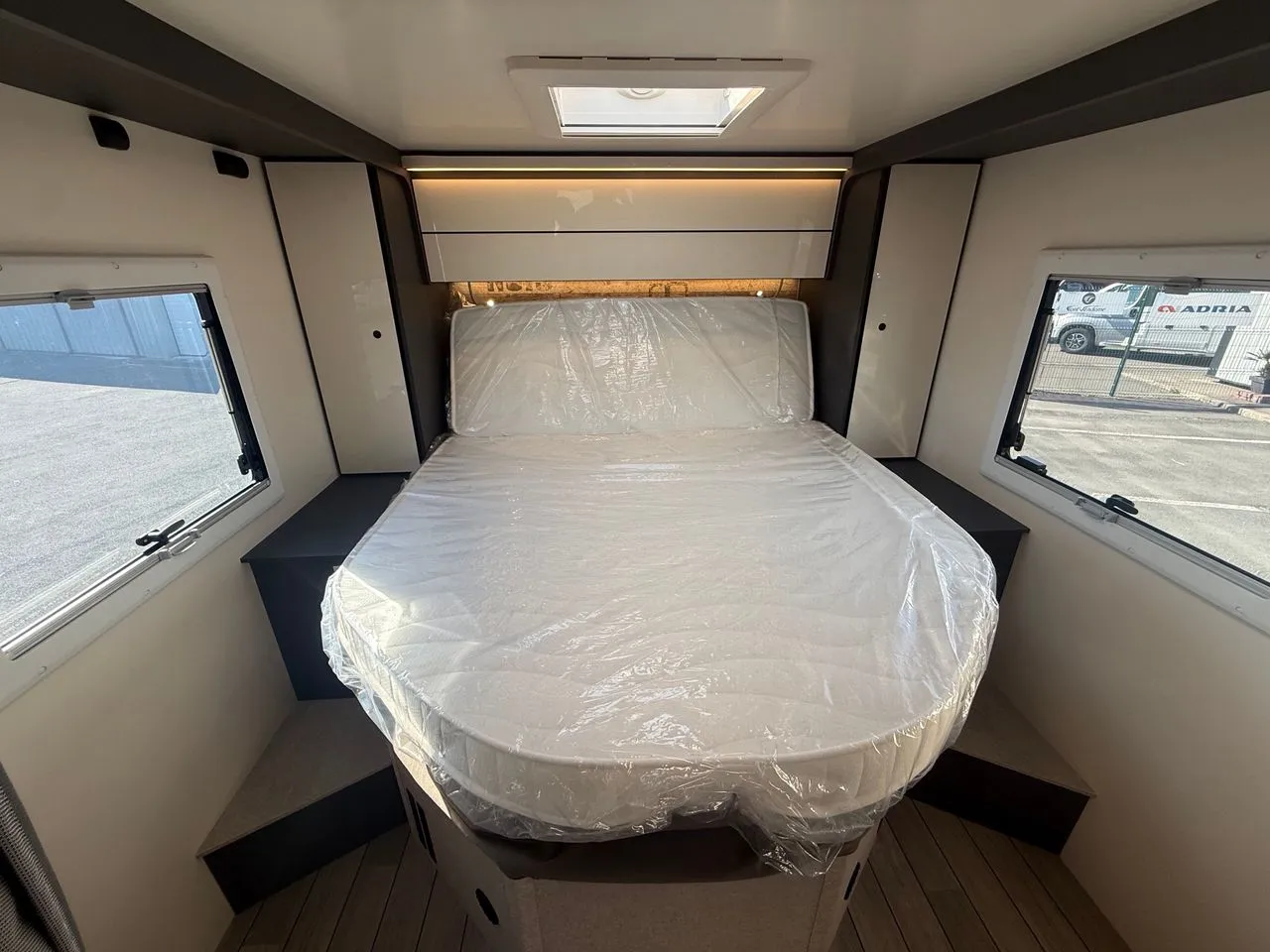 Camping-car - Mc Louis - MC4 SLIM 367 LIT CENTRAL - 2027