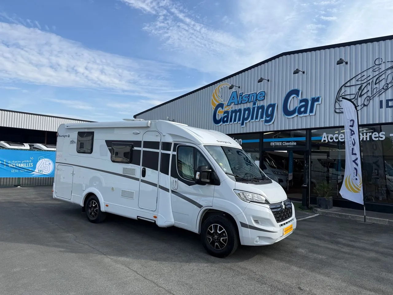 Camping-car occasion – Profilé — Camping-car profilé