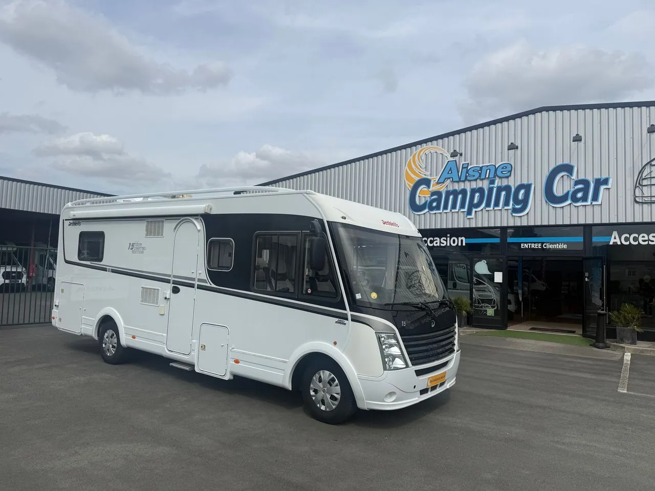 Camping-car occasion – Profilé — Camping-car profilé