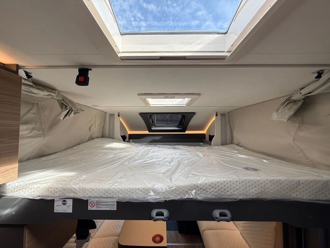 Camping-car - Dethleffs - Trend Active Plus T 7057 DBL - 2027