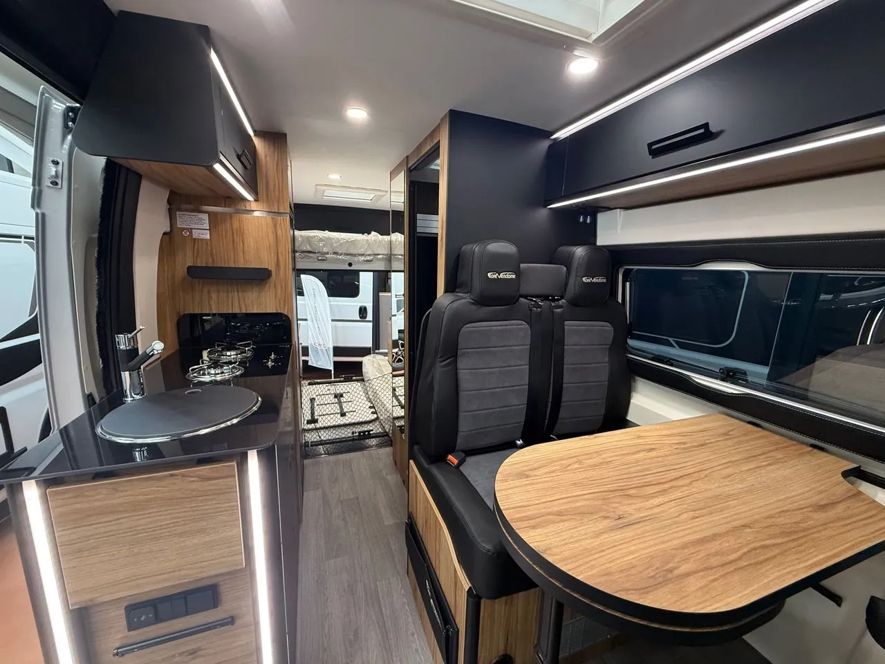 Fourgon aménagé - Font Vendôme - DUOVAN GARAGE ELEGANCE - 2027