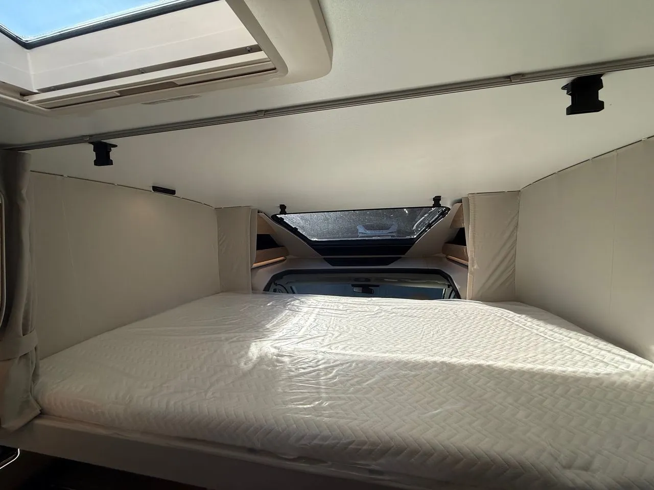 Camping-car - Adria - MATRIX 670 DC - 2027