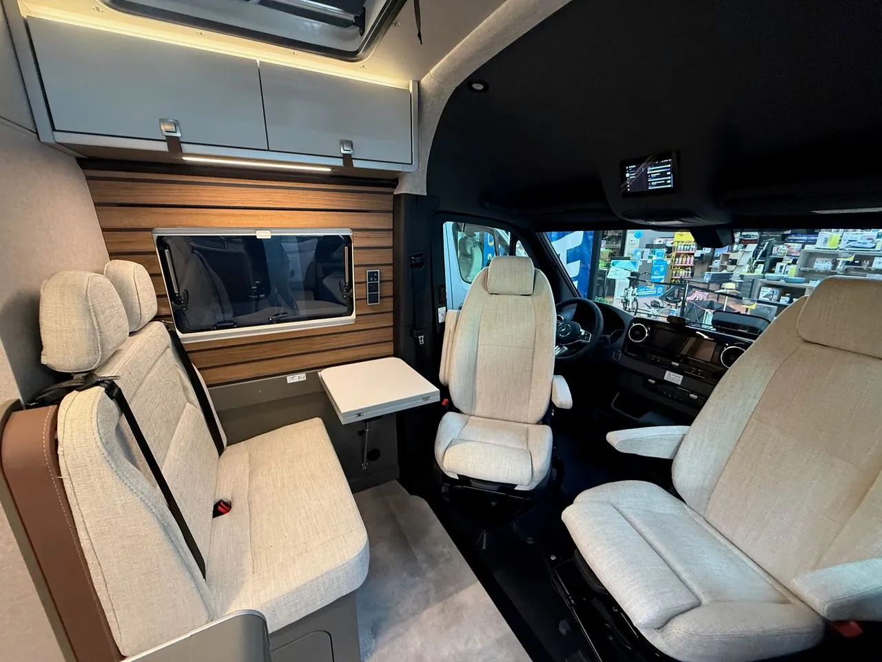 Fourgon aménagé - Hymer Camper Vans - Hymer Grand Canyon S 600 Série spéciale Xperience - 2027