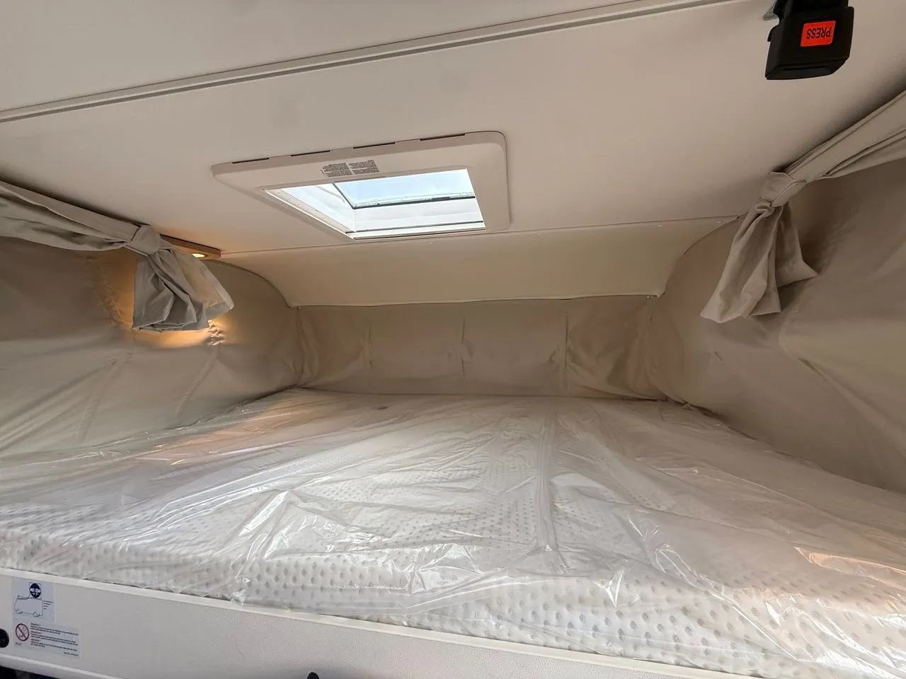 Camping-car - Dethleffs - GLOBEBUS I1 BOITE AUTOMATIQUE - 2026