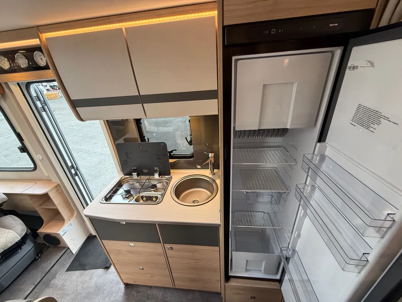 Camping-car - Dethleffs - GLOBEBUS I1 BOITE AUTOMATIQUE - 2026