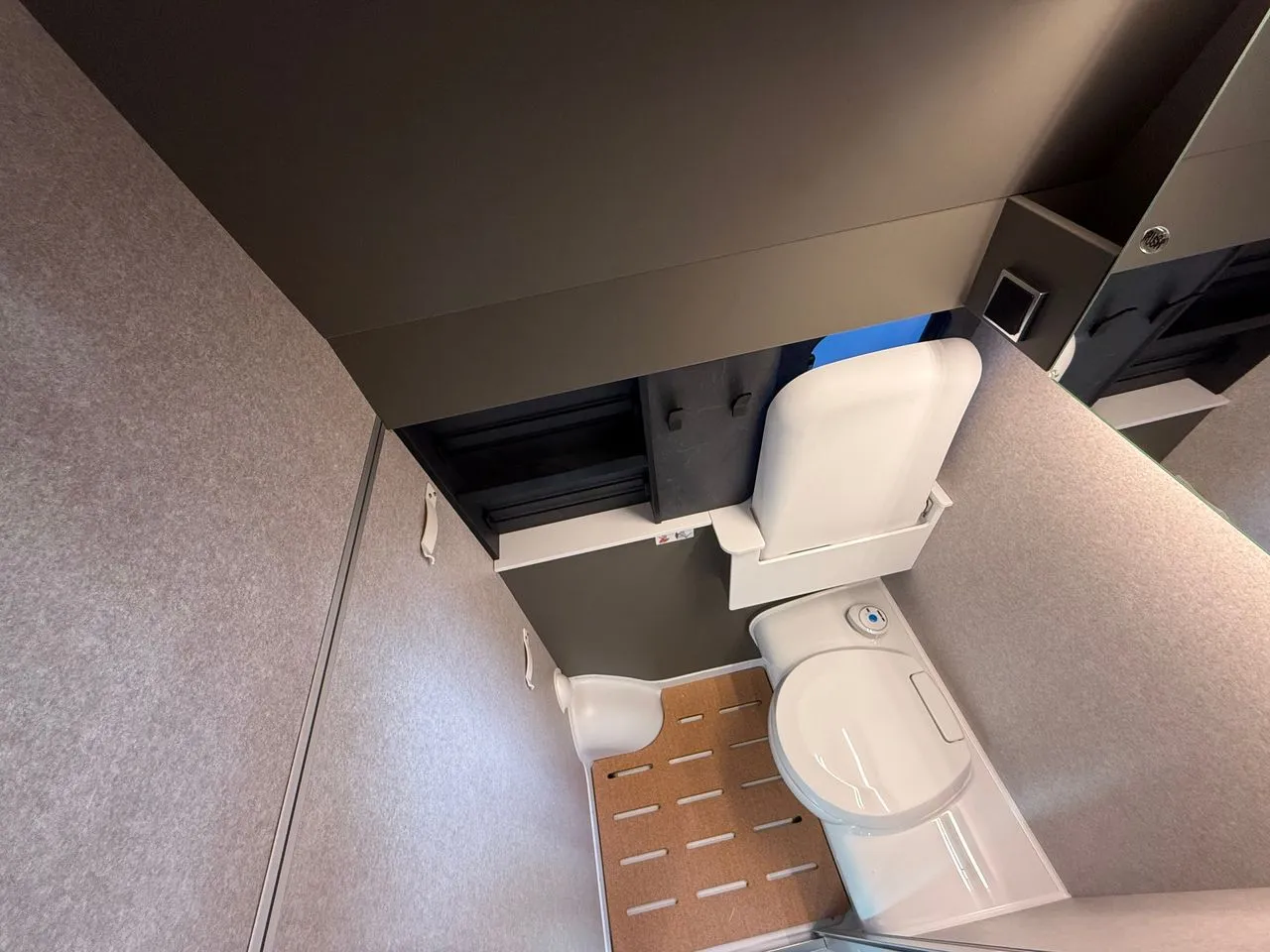 Fourgon aménagé - Hymer Camper Vans - GRAND CANYON S 600 CROSSOVER SERIE SPECIALE - 2027