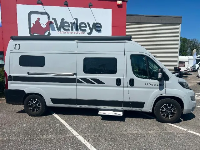 CAMPER VAN - Full 600