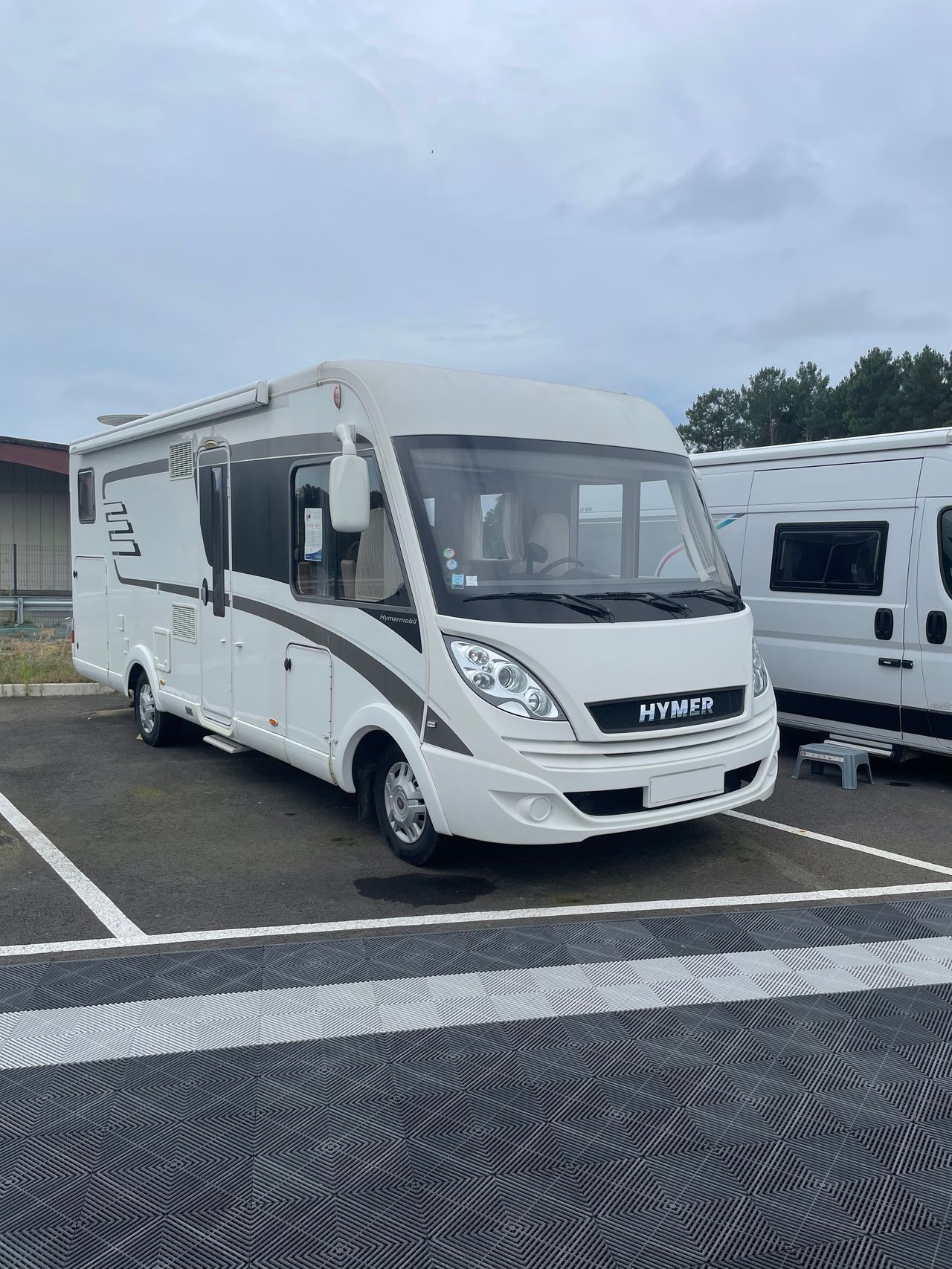 Camping-car HYMER B 678