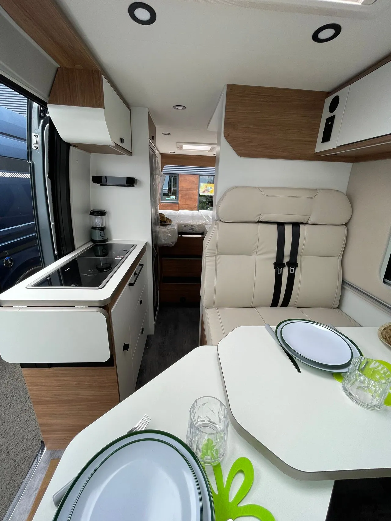 Fourgon aménagé - Pilote - V 630 J X EDITION + - 2024