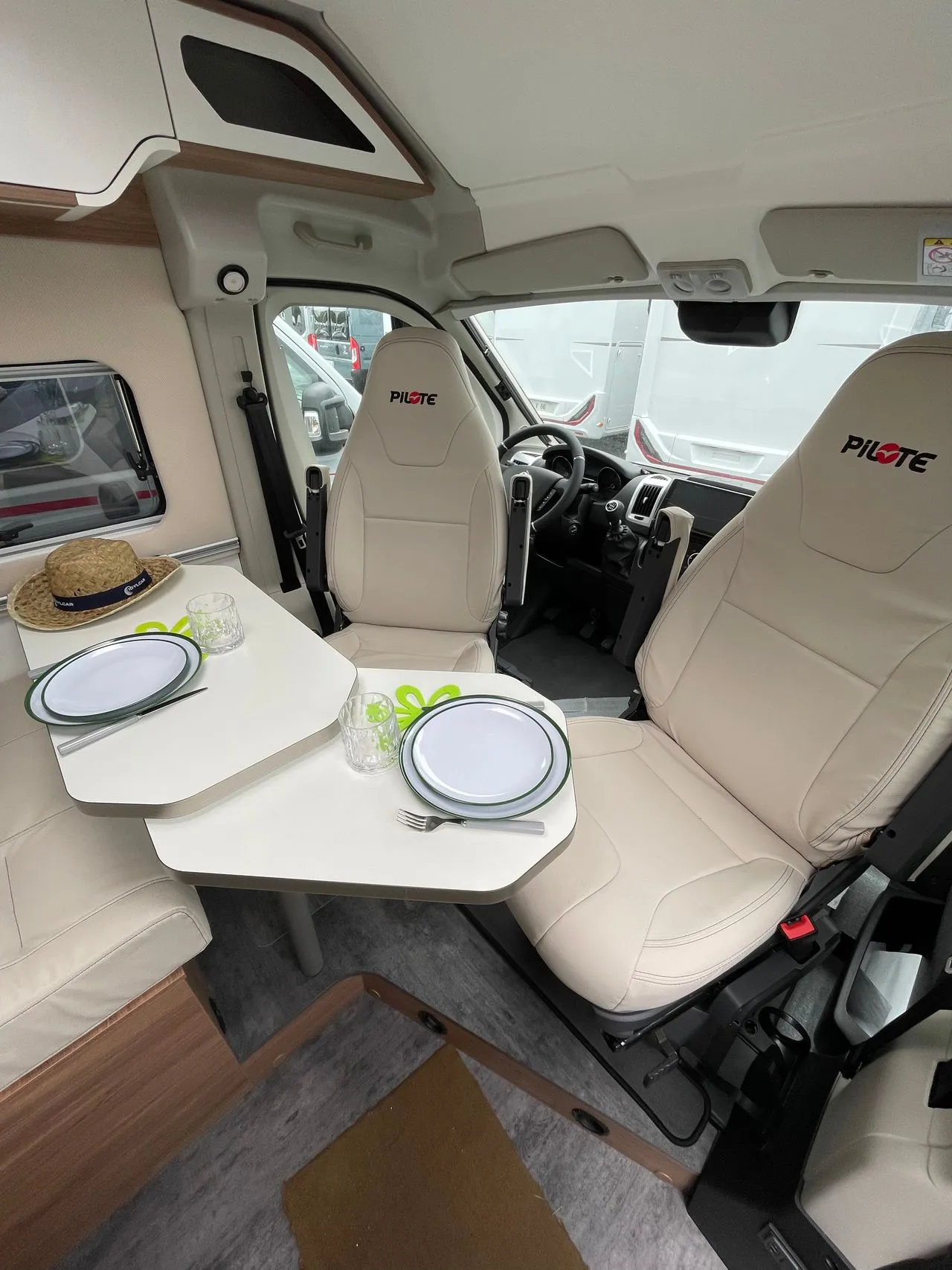 Fourgon aménagé - Pilote - V 630 J X EDITION + - 2024