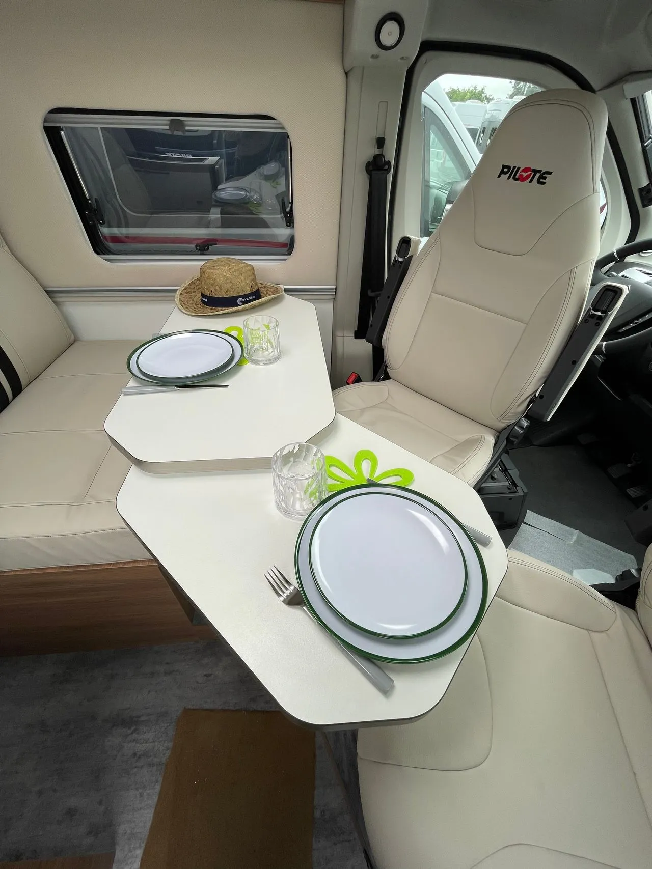 Fourgon aménagé - Pilote - V 630 J X EDITION + - 2024