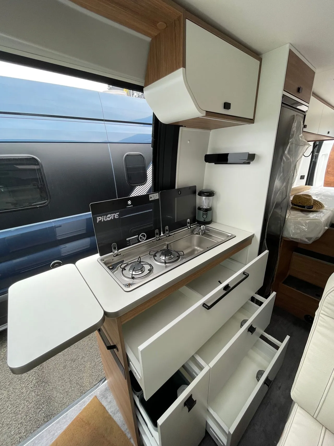 Fourgon aménagé - Pilote - V 630 J X EDITION + - 2024