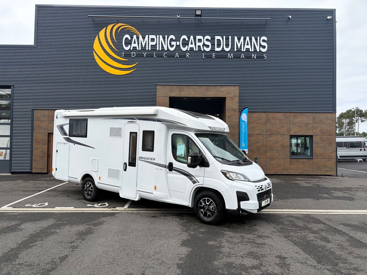 Camping-car FLEURETTE Magister 70 LMF