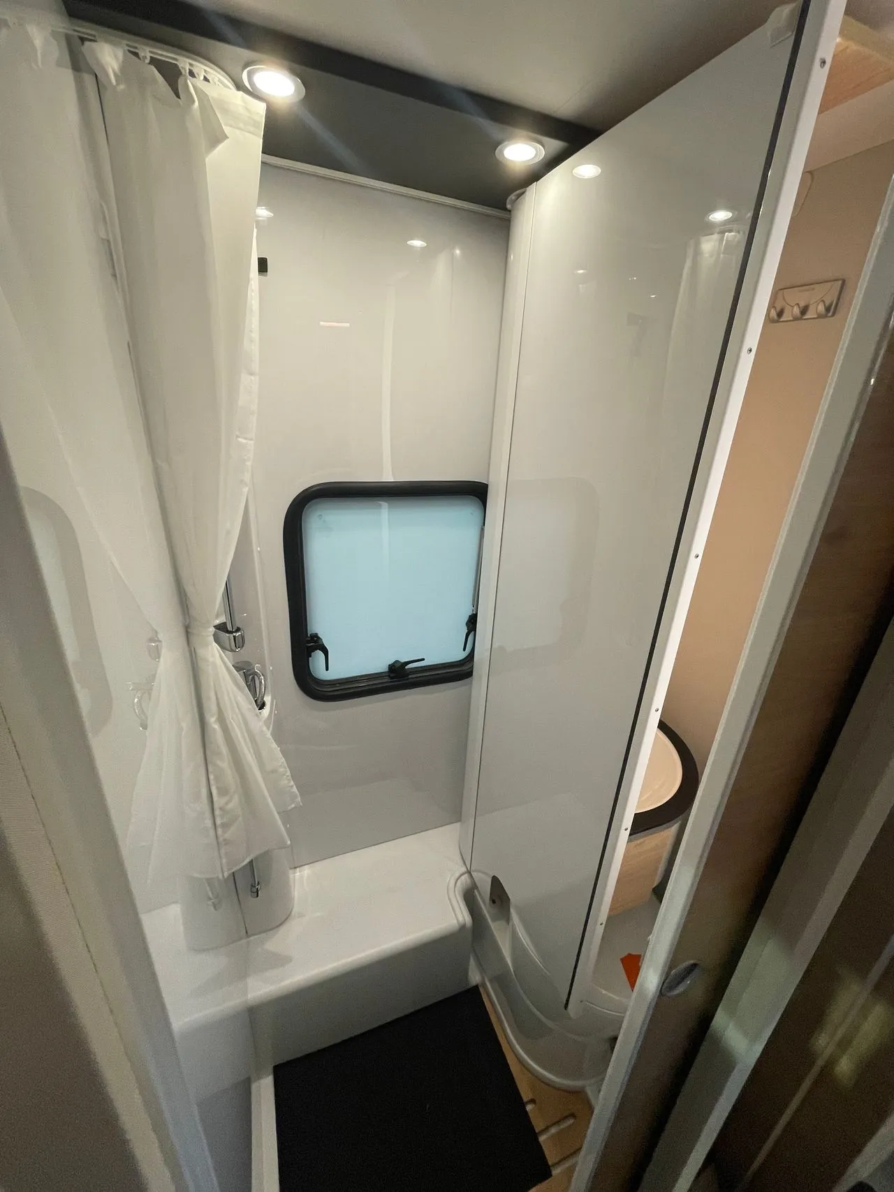 Camping-car - Dethleffs - Globebus I 1 - 2024