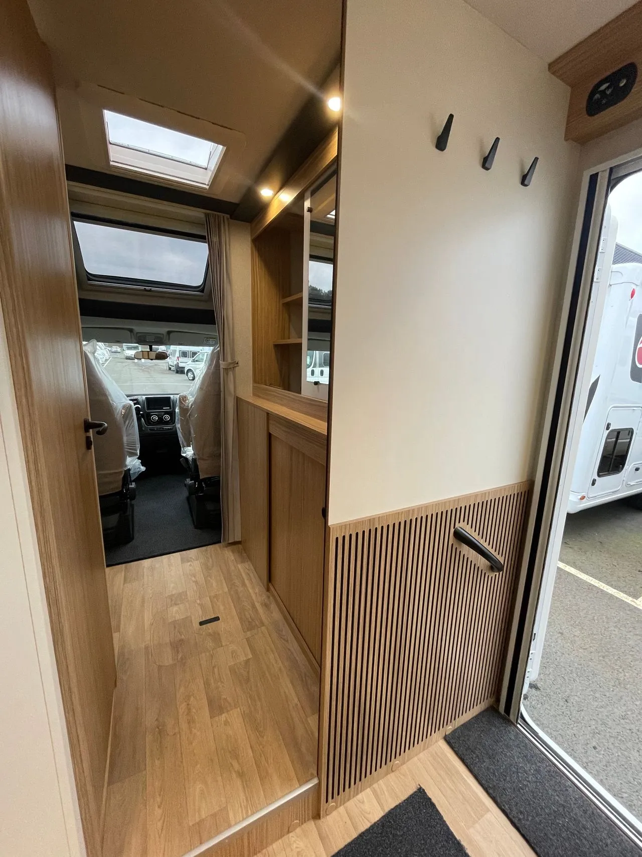 Camping-car - Pilote - P 720 U Expression - 2025