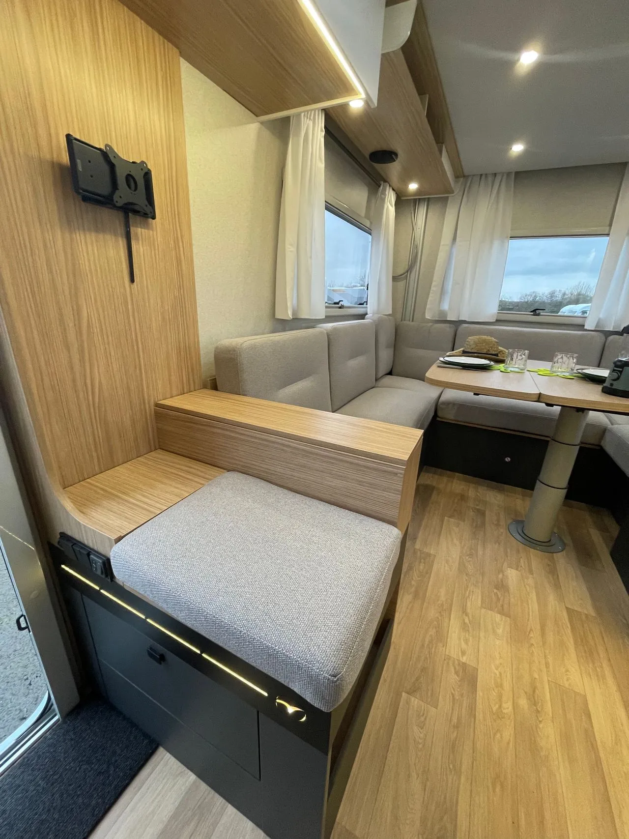 Camping-car - Pilote - P 720 U Expression - 2025
