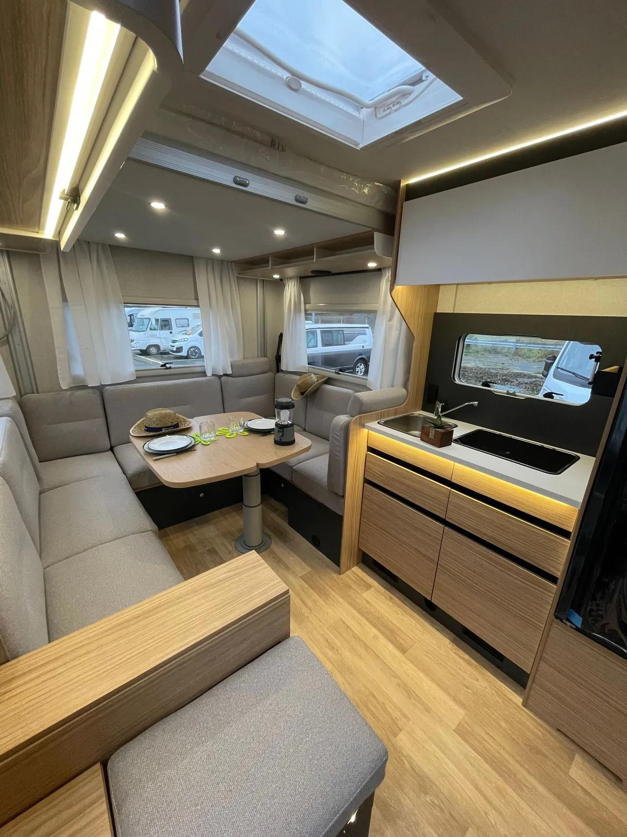 Camping-car - Pilote - P 720 U Expression - 2025