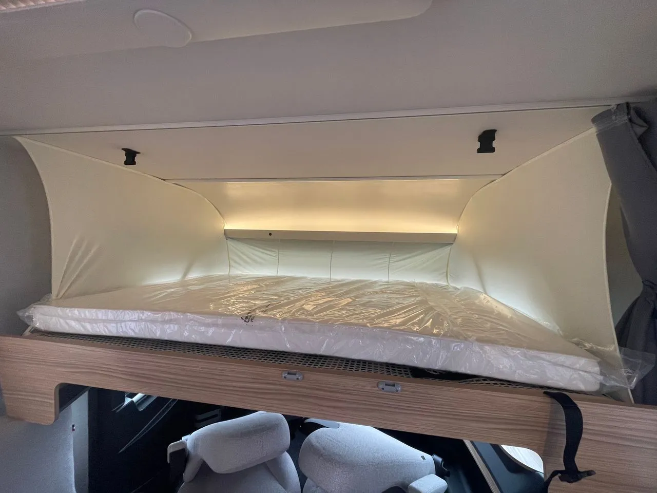 Camping-car - Pilote - G 690 D Expression - 2025