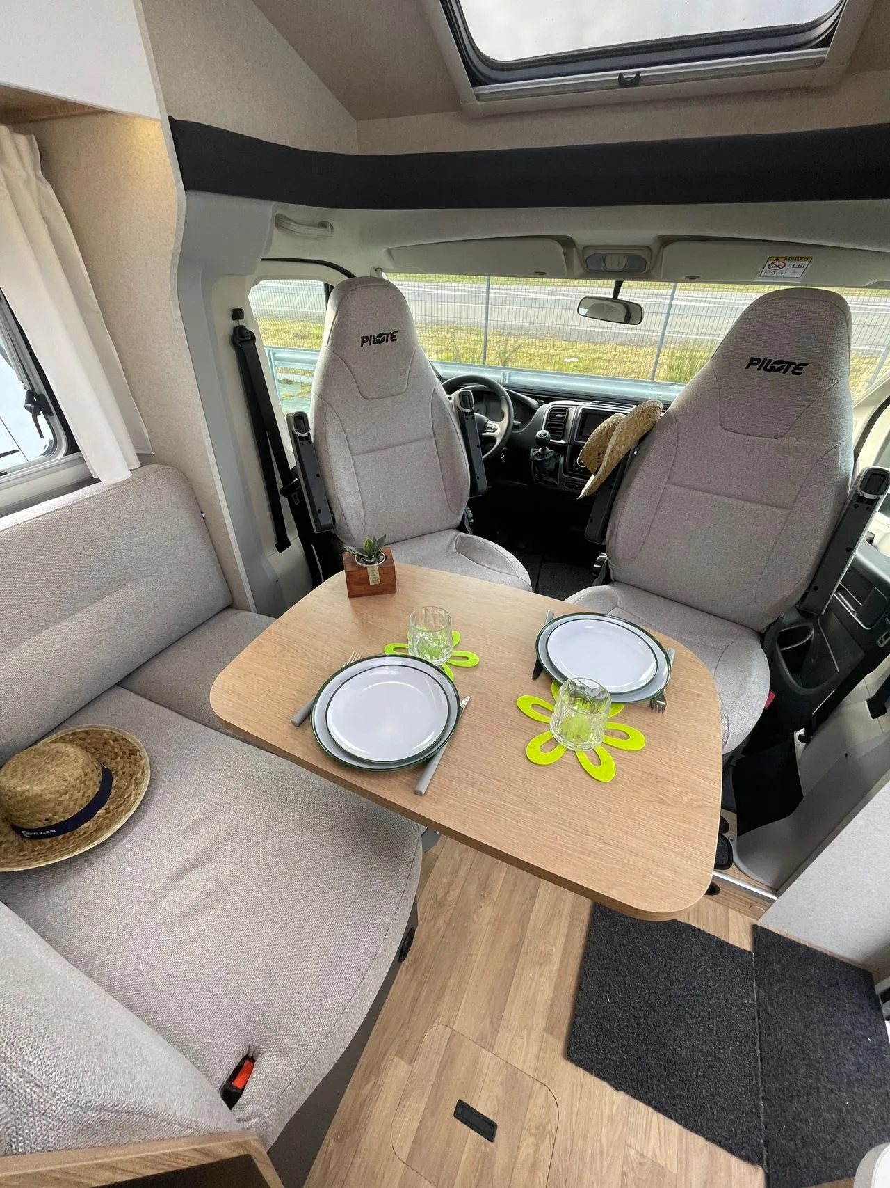 Camping-car - Pilote - P 650 C Expression - 2025