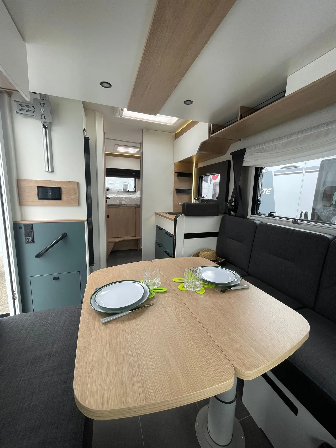 Camping-car - Pilote - A690 G Atlas - 2025