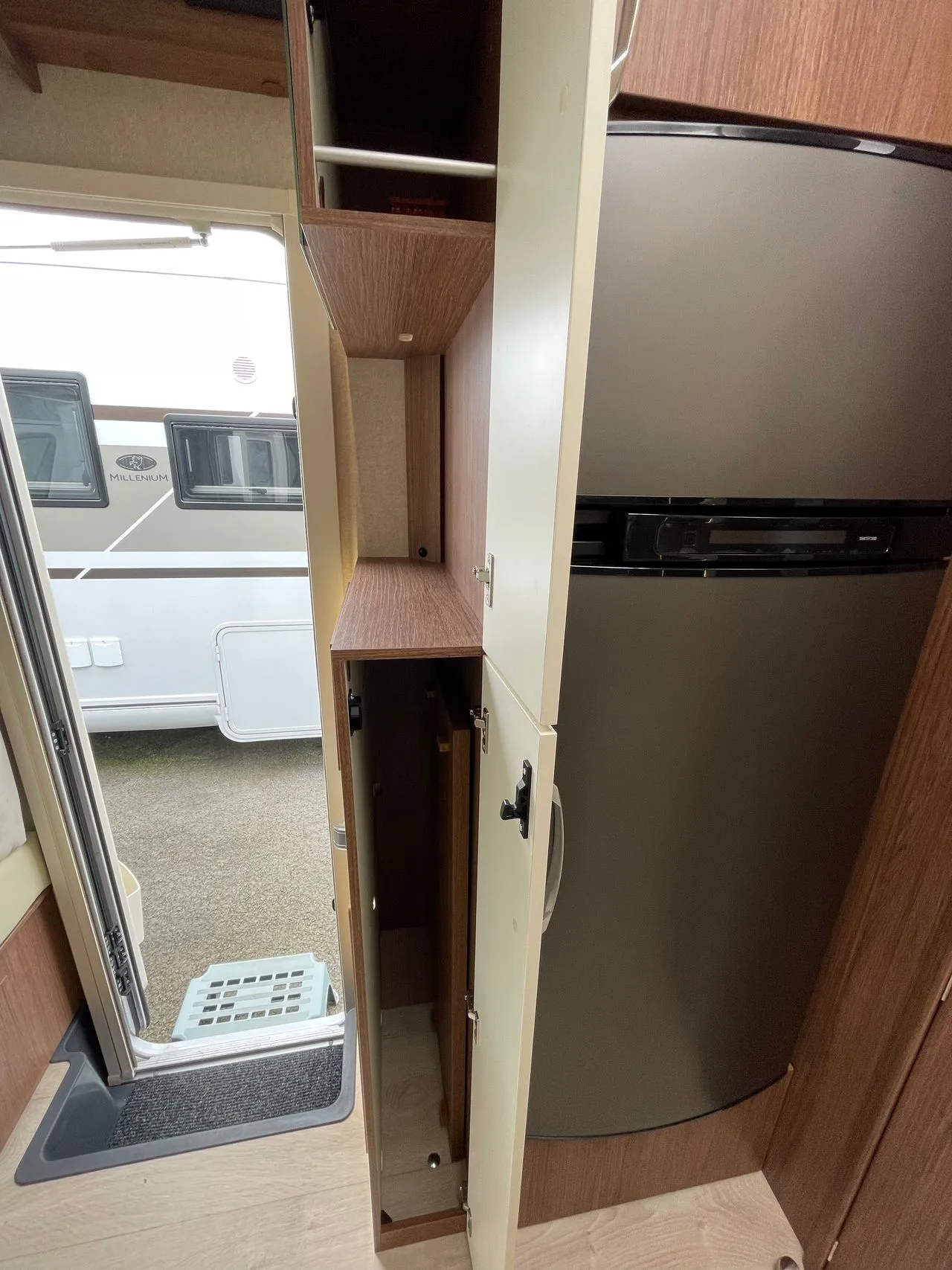 Camping-car - Fleurette - Magister 67 LO - 2025