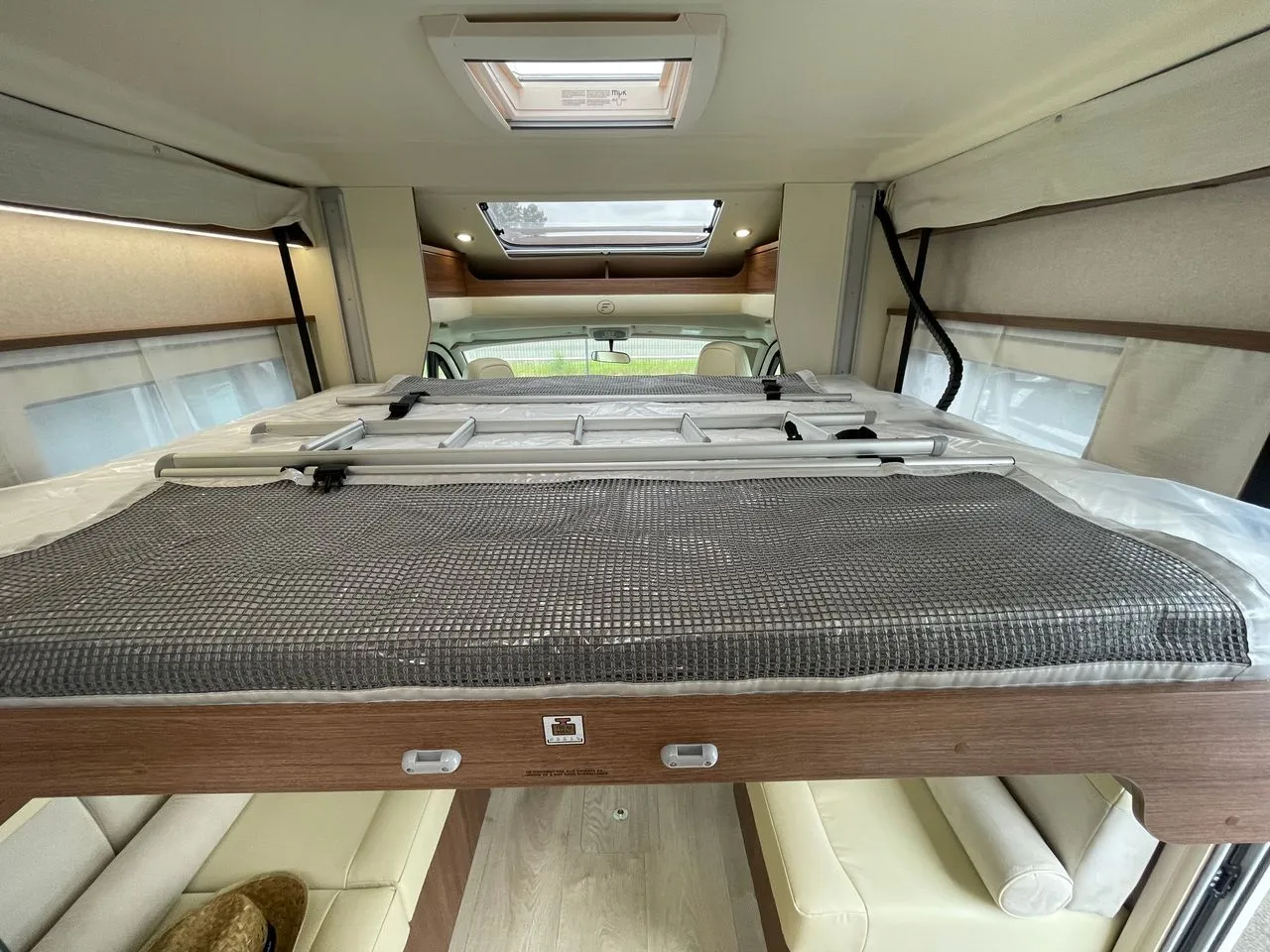 Camping-car - Fleurette - Magister 67 LO - 2025