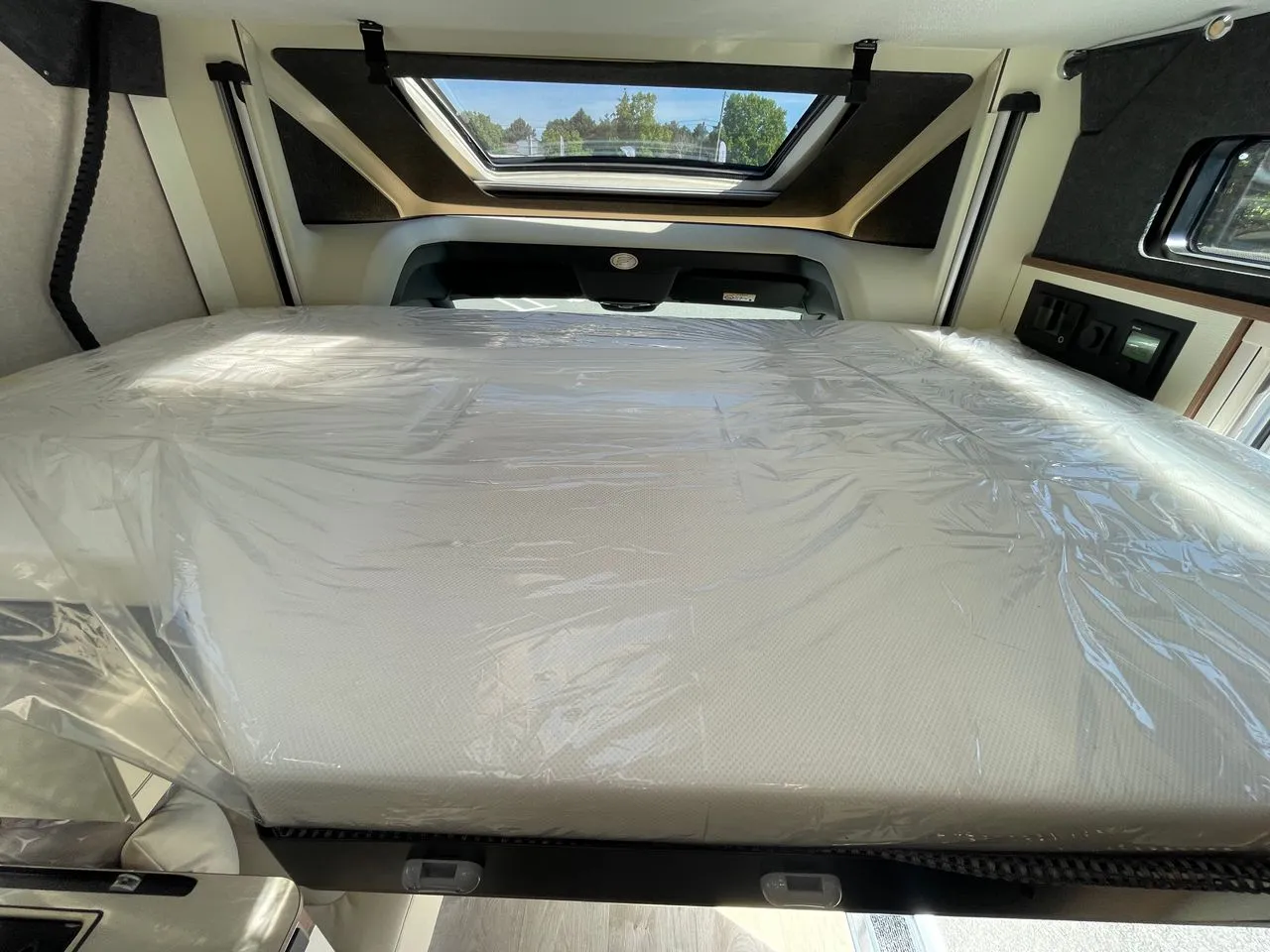 Camping-car - Fleurette - Elister 73 LMF - 2025