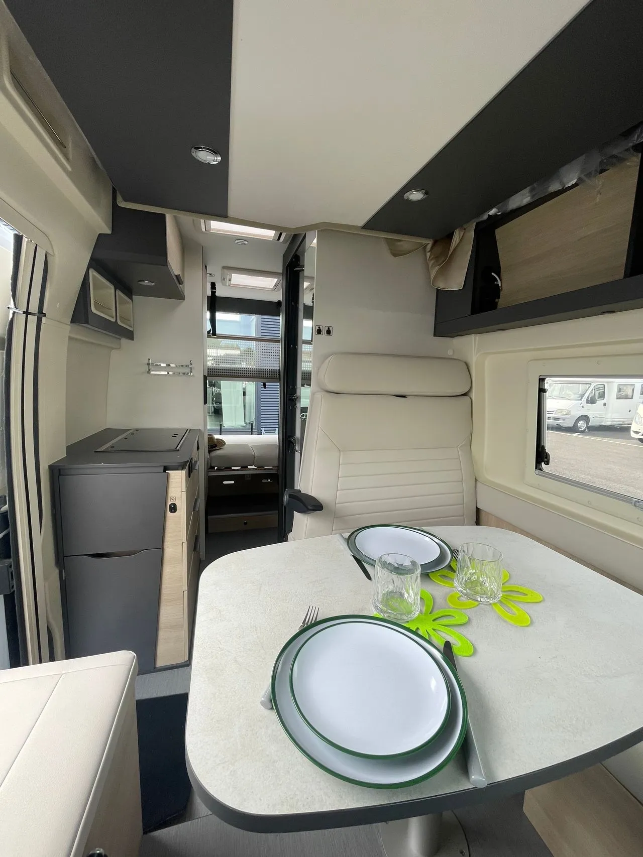 Fourgon aménagé - Dreamer - Camperfive Fun + - 2025