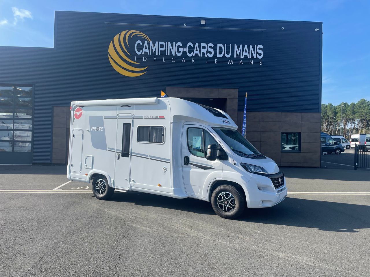 Camping-car PILOTE P 626 D Evidence +