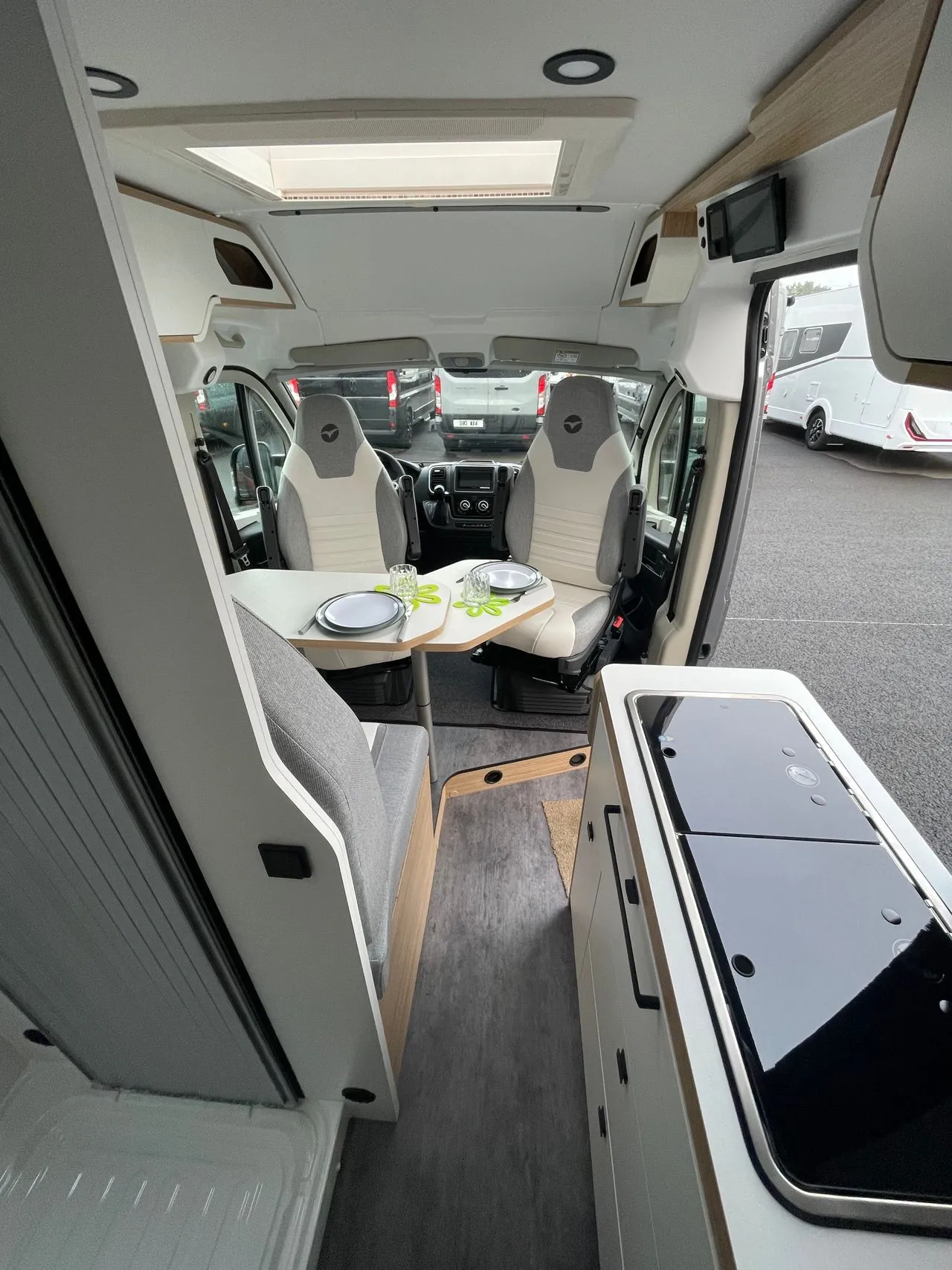Fourgon aménagé - Pilote - V 630 J Evidence - 2026