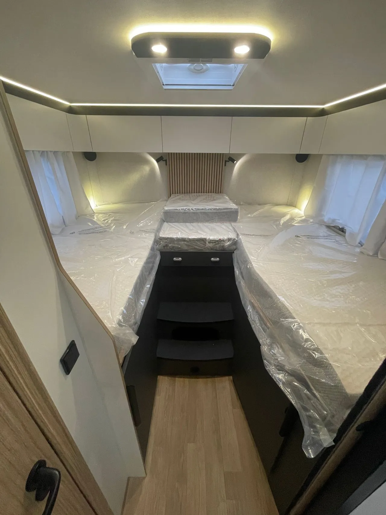 Camping-car - Pilote - G 740 FJG Evidence - 2026