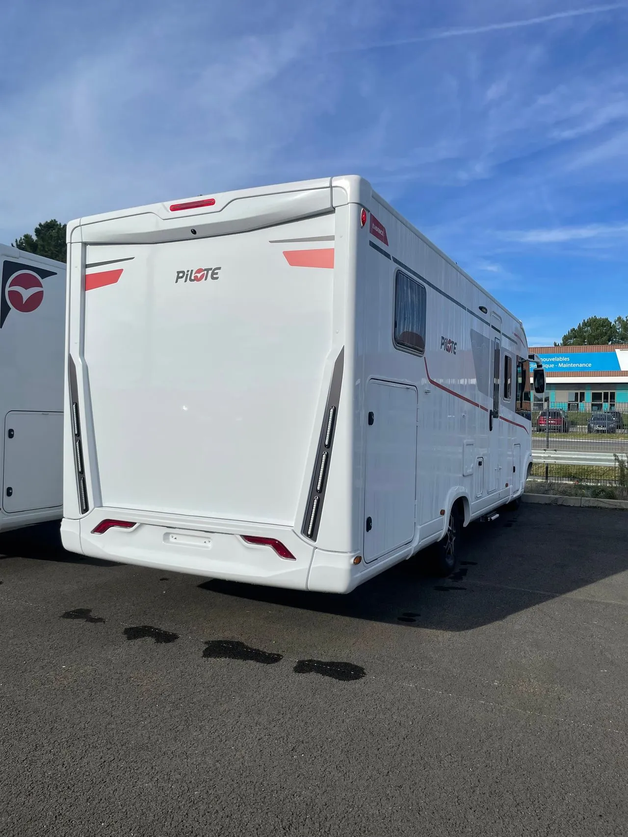 Camping-car - Pilote - G 740 FJG Evidence - 2026