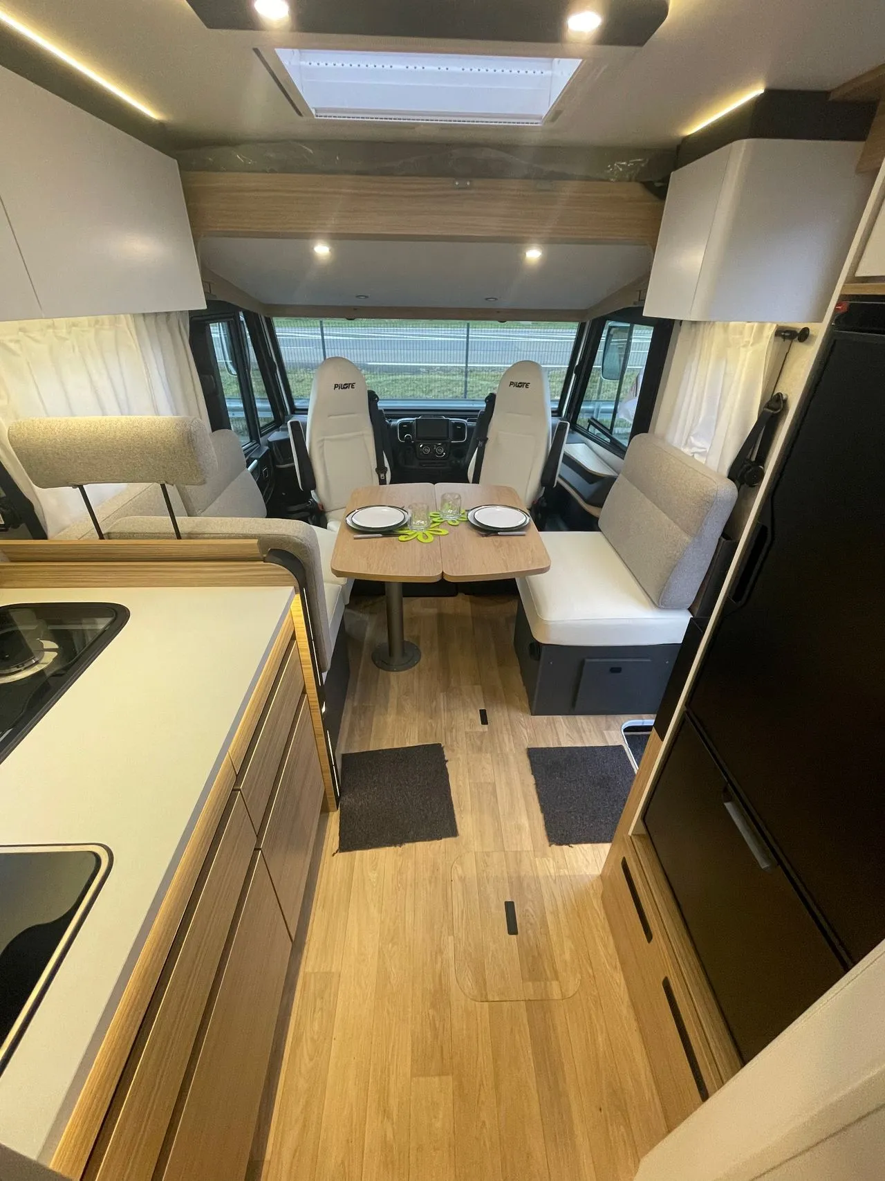 Camping-car - Pilote - G 740 FJG Evidence - 2026