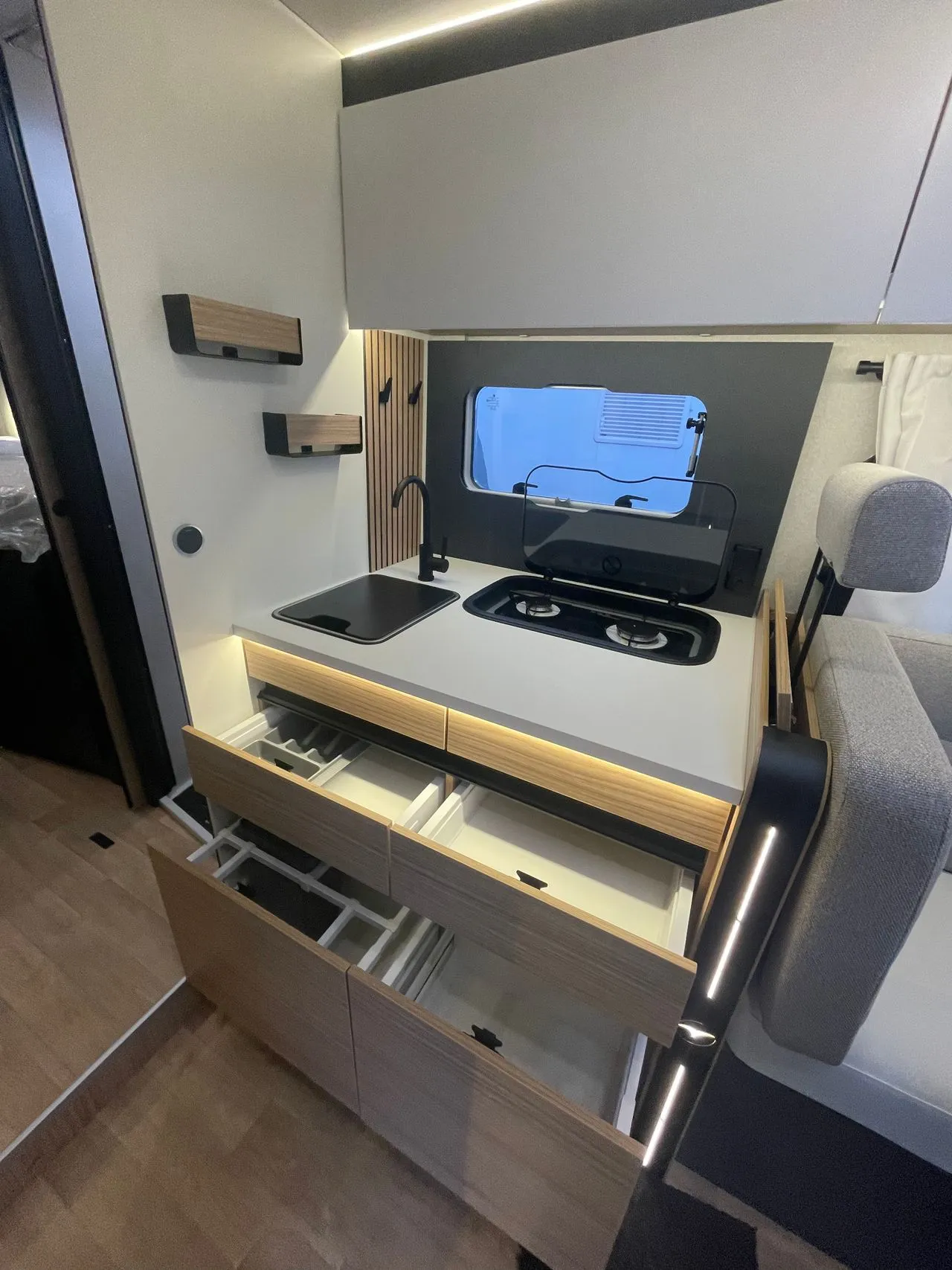 Camping-car - Pilote - G 740 FJG Evidence - 2026